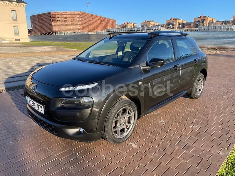 Usado Citroën C4 Feel 82 CV (60 kW) 2015 Negro Berlina
