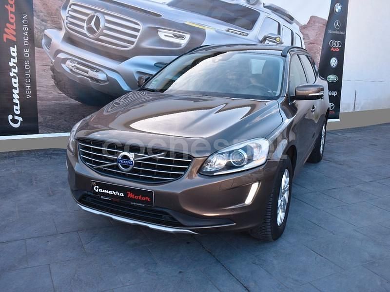 Marrón Usado 2014 Volvo XC60 Momentum SUV | 18.800 € (Un poco caro) - Imagen 1/4