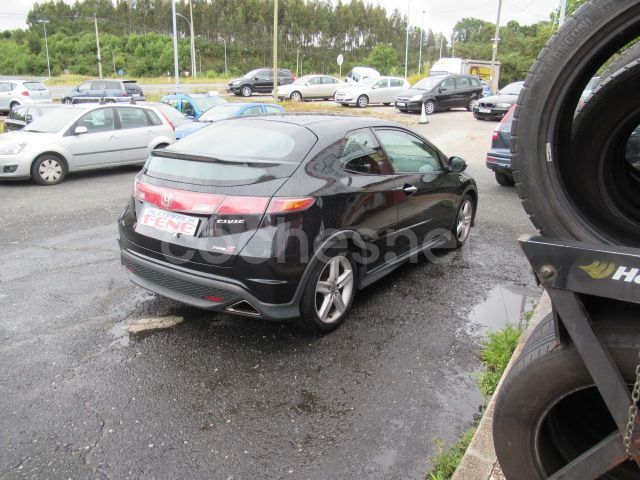 Usado Honda Civic Type S 140 CV (102 kW) 2007 Negro Berlina