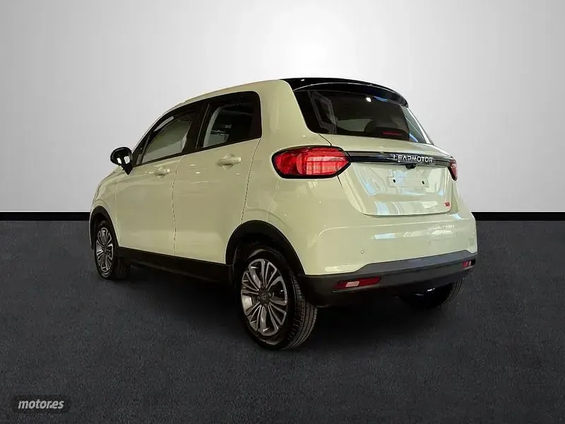 Nuevo Leapmotor T03 69 kW (95 CV) 2026 Verde Utilitario