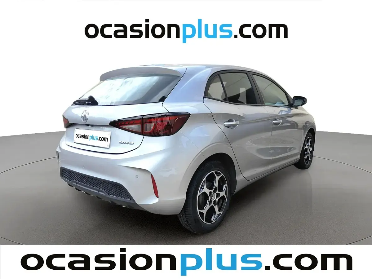 Usado MG MG3 Comfort 116 CV (85 kW) 2025 Gris plata Utilitario