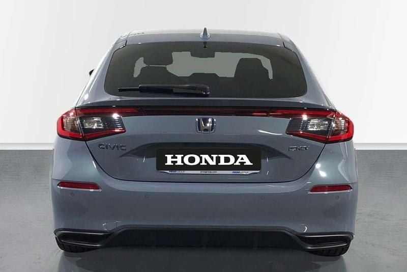 Usado Honda Civic Elegance 184 CV (135 kW) 2025 Gris Utilitario