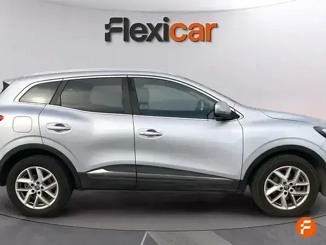 Usado Renault Kadjar Zen 130 CV (95 kW) 2018 Gris SUV