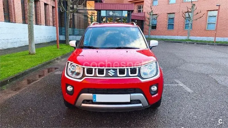 Begagnad Suzuki Ignis 90 HK (66 kW) 2021 Röd SUV