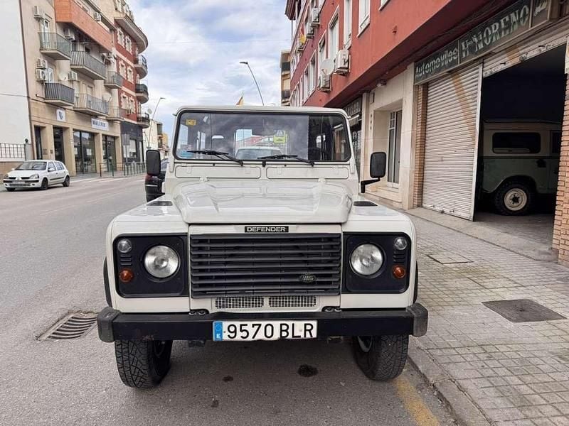 Usado Land Rover Defender 122 CV (89 kW) 2001 Blanco SUV