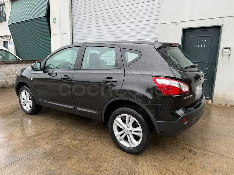 Usado Nissan Qashqai Premium Edition 110 CV (80 kW) 2012 Negro SUV
