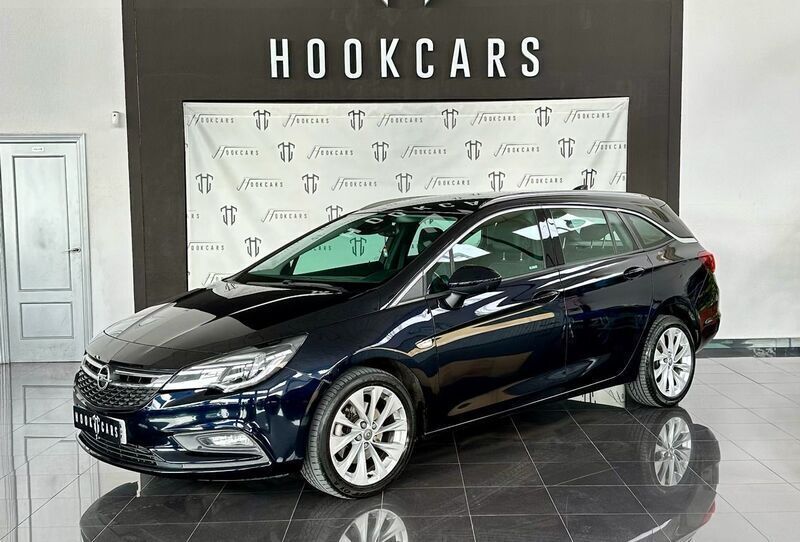 Negro Usado 2018 Opel Astra Excellence Utilitario | 9600 € (Precio justo) - Imagen 1/4