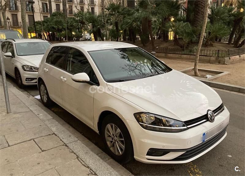 Usado VW Golf VII 115 CV (84 kW) 2018 Blanco Berlina