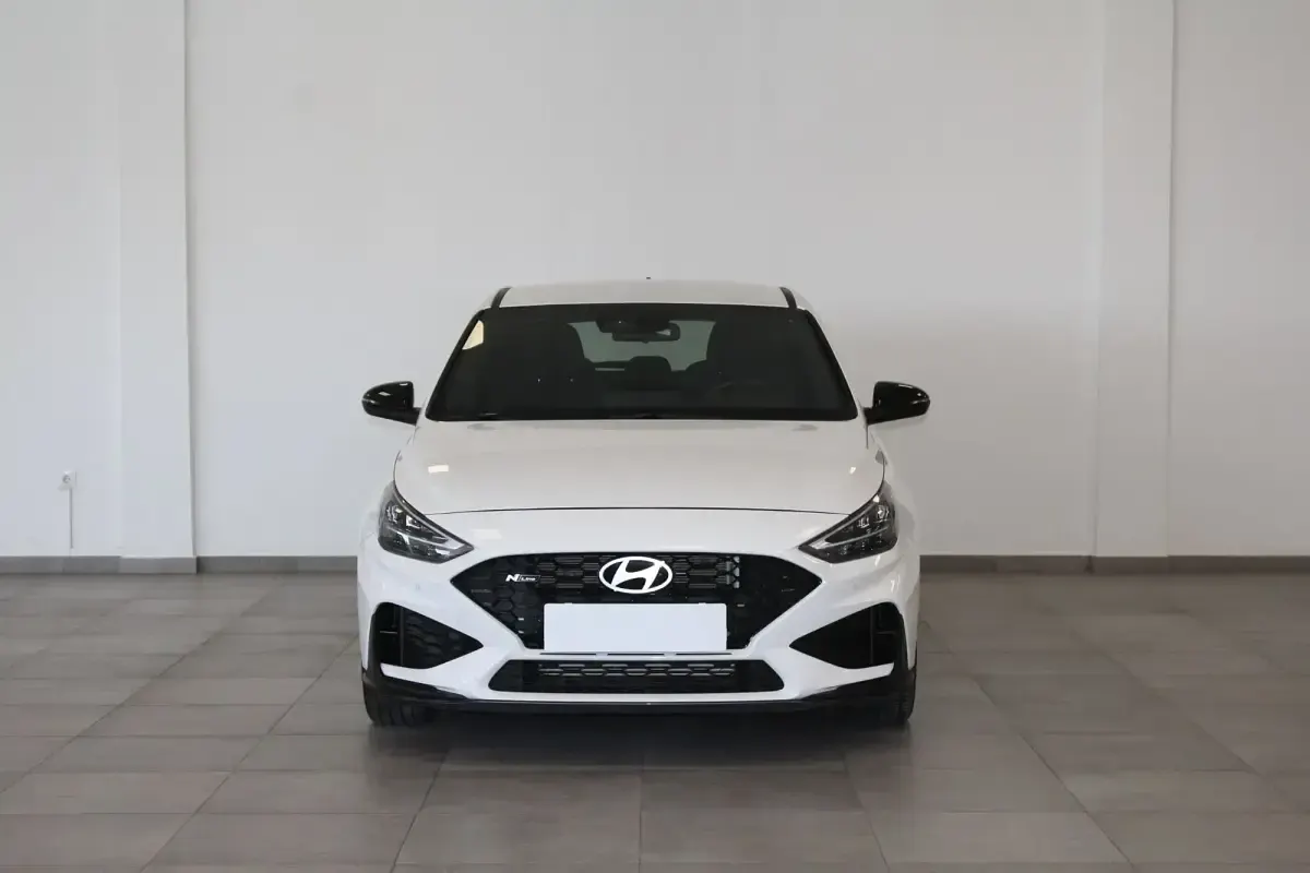 Usado Hyundai i30 N Line 101 CV (74 kW) 2024 Blanco Utilitario