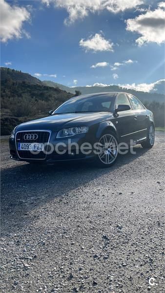 Usado Audi A4 170 CV (125 kW) 2008 Gris / plata Berlina
