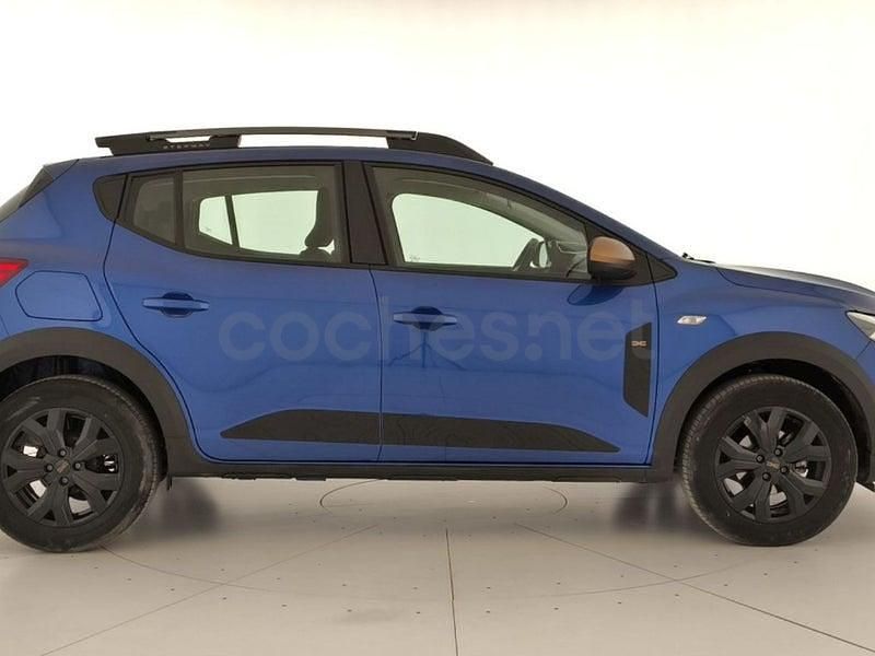 Usado Dacia Sandero Extreme 101 CV (74 kW) 2025 Azul Berlina
