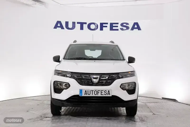 Usado Dacia Spring Comfort 33 kW (45 CV) 2021 Blanco Utilitario