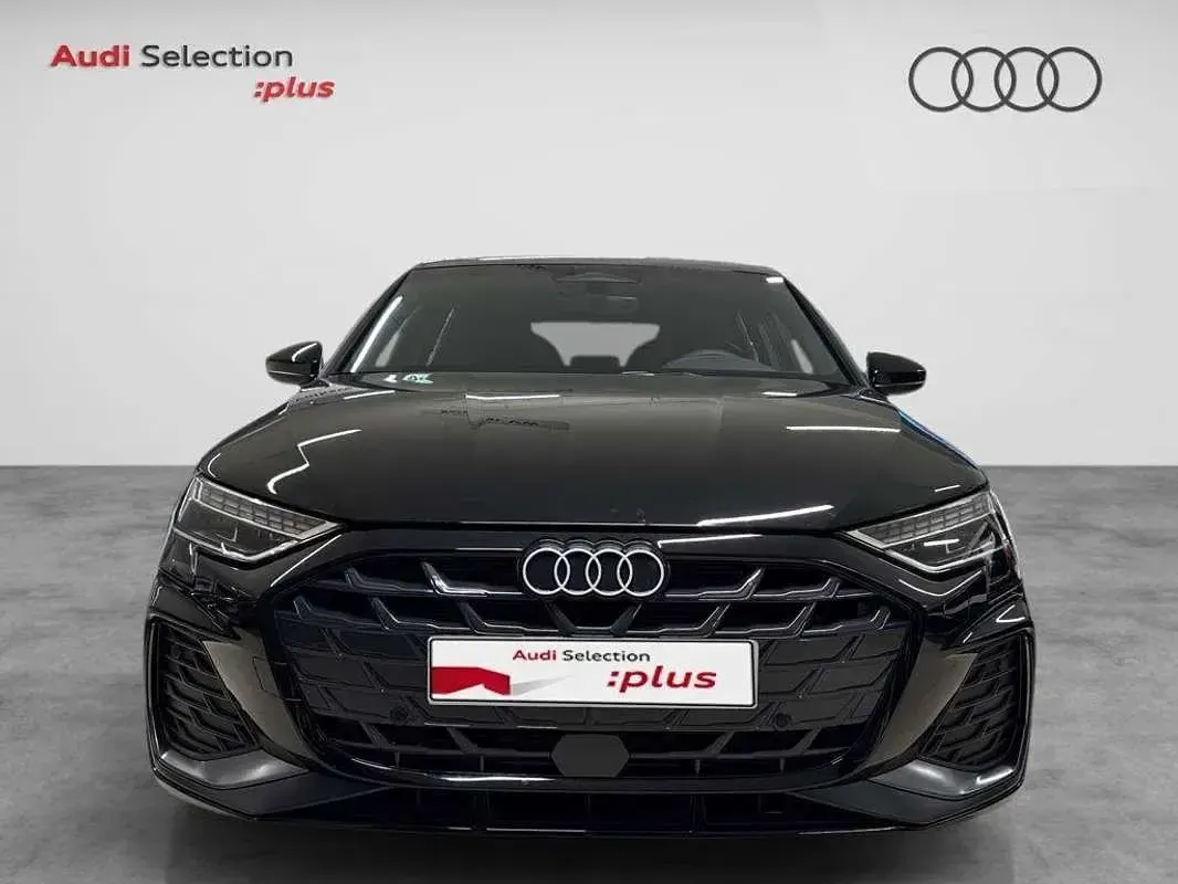 Usado Audi A3 Sportback S-Line 150 CV (110 kW) 2026 Negro Utilitario