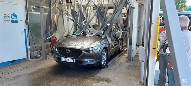 Usado Mazda CX-30 122 CV (89 kW) 2021 Gris / plata SUV