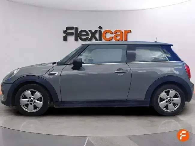 Usado Mini ONE 102 CV (75 kW) 2017 Gris Utilitario