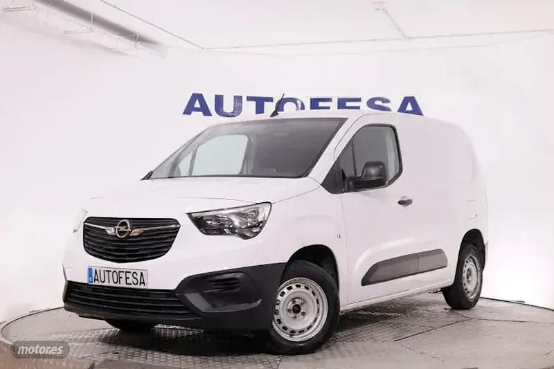 Usado Opel Combo 100 CV (73 kW) 2022 Blanco Monovolumen