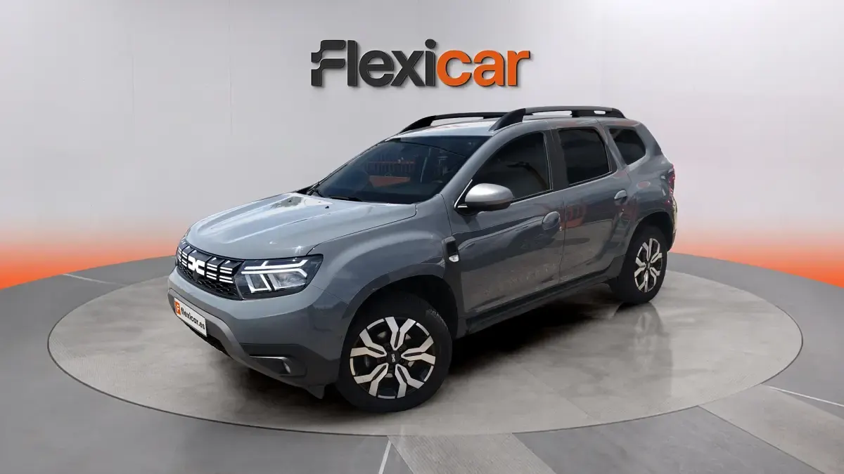 Usado Dacia Duster Journey 131 CV (96 kW) 2023 Gris SUV