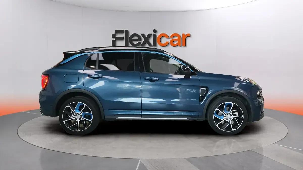 Usado Lynk & Co 01 261 CV (191 kW) 2023 Azul SUV