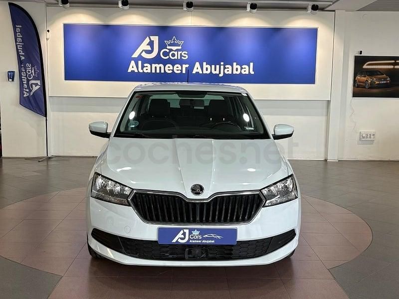 Usado Skoda Fabia Ambition 95 CV (69 kW) 2021 Blanco Berlina