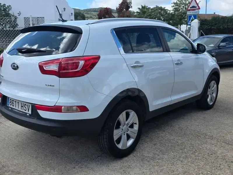 Usado Kia Sportage 115 CV (84 kW) 2013 Blanco SUV