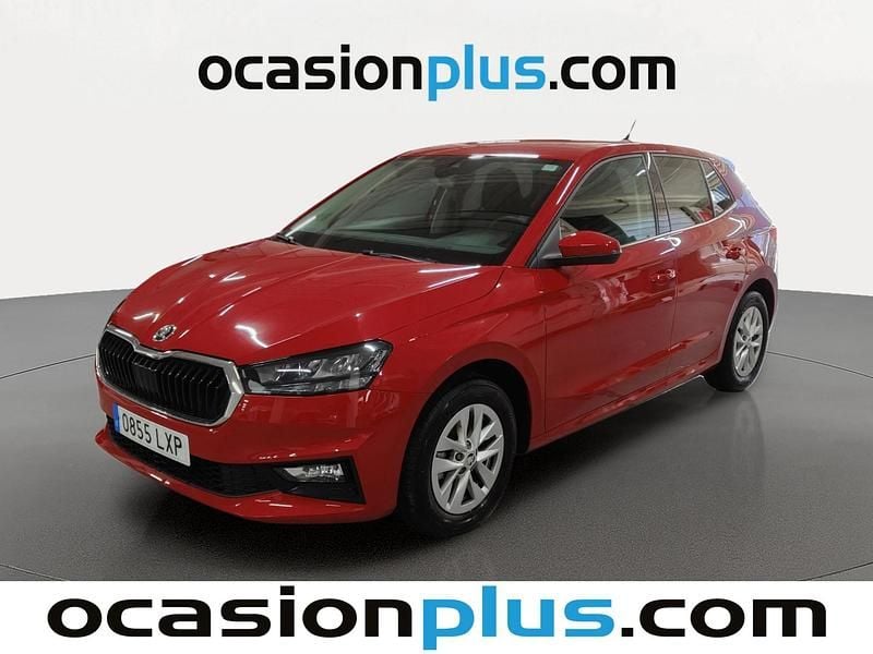 Usado Skoda Fabia 95 CV (69 kW) 2022 Rojo Utilitario