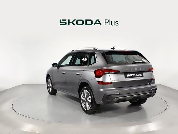 Usado Skoda Kamiq Selection 115 CV (84 kW) 2025 Gris SUV