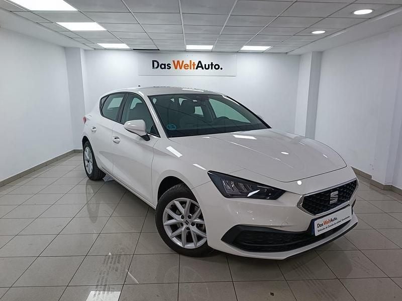 Blanco Usado 2024 Seat Leon Style Berlina | 18.900 € (Buen precio) - Imagen 1/4