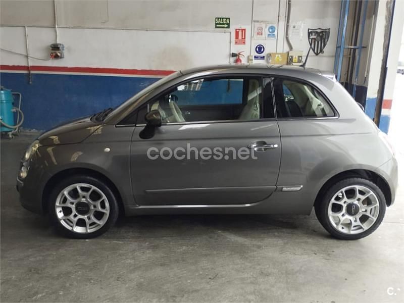 Usado Fiat 500 Pop 69 HP (50 kW) 2015 Cinzento Sedan