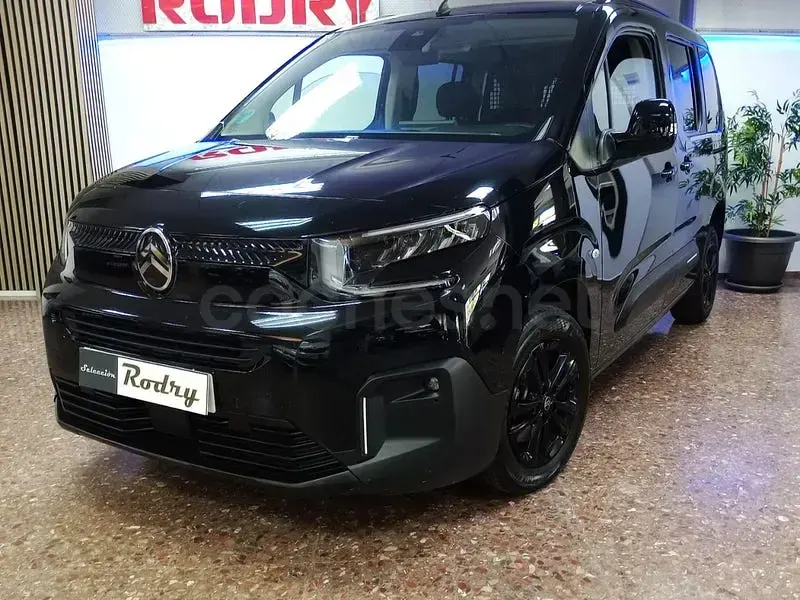 Usado Citroën Berlingo 102 CV (75 kW) 2024 Negro Monovolumen