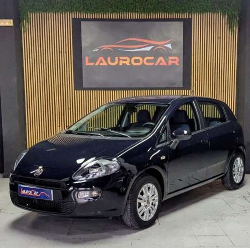 Negro Usado 2013 Fiat Punto Lounge Utilitario | 7499 € (Un poco caro) - Imagen 1/4