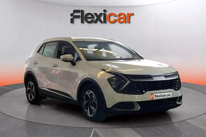 Usado Kia Sportage 136 CV (100 kW) 2023 Blanco SUV