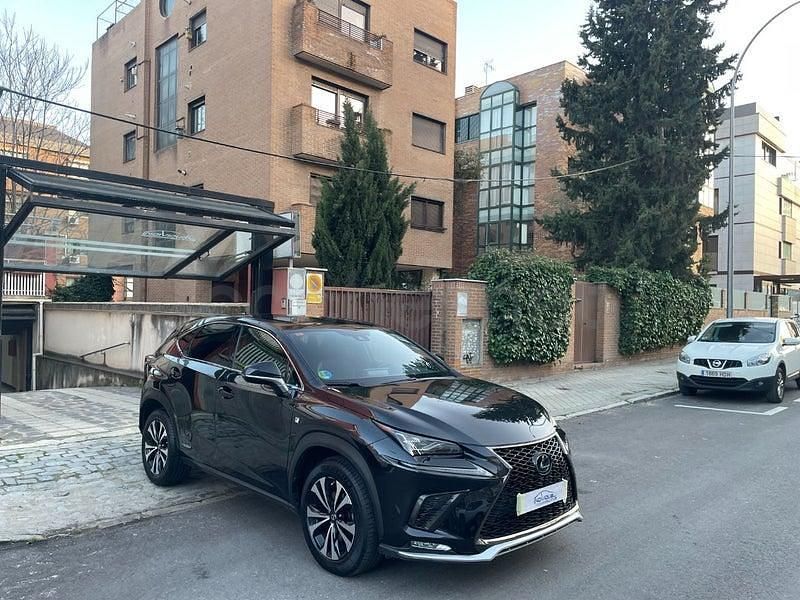Usado Lexus NX300h Sport Line 197 CV (144 kW) 2021 Negro SUV