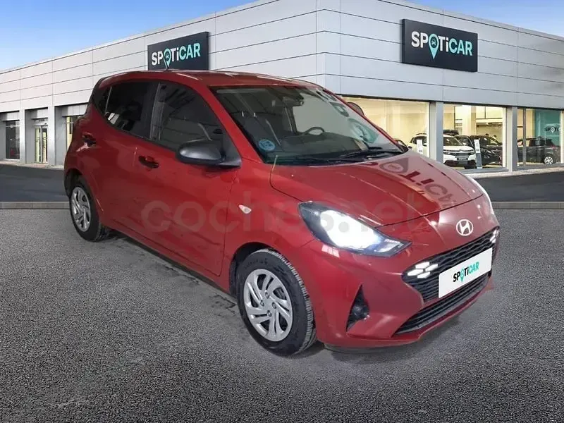 Używany Hyundai i10 67 KM (49 kW) 2024 Czerwony Hatchback