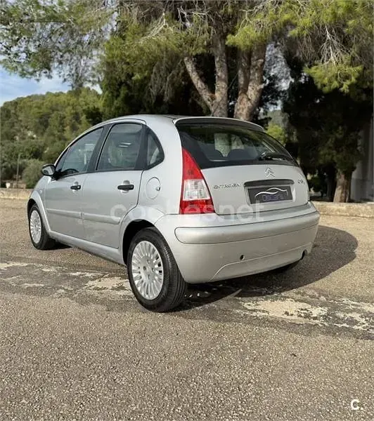 Usado Citroën C3 70 CV (51 kW) 2007 Gris / plata Berlina