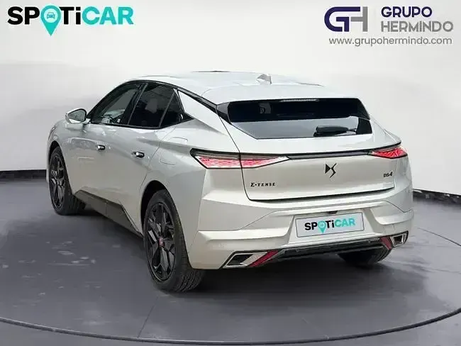 Usado DS Automobiles DS4 Performance 225 CV (165 kW) 2024 Gris SUV