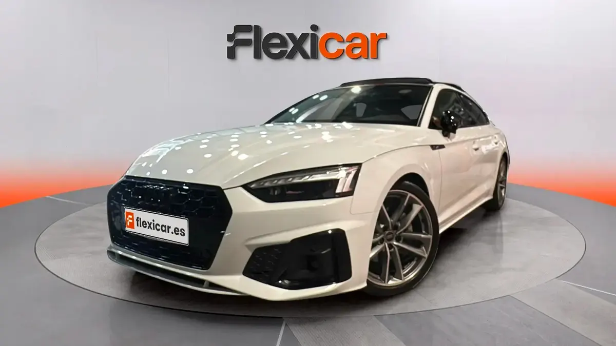 Usado Audi A5 Sportback Premium 204 CV (150 kW) 2024 Blanco Utilitario