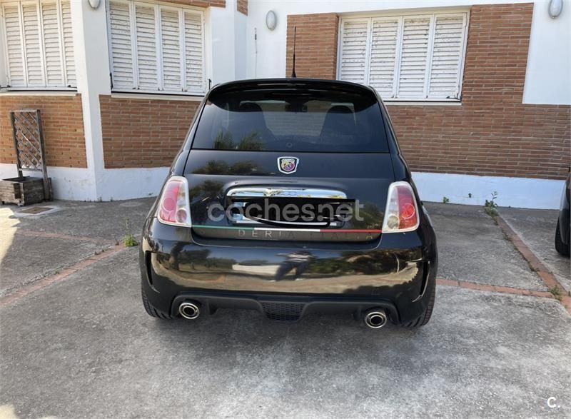 Usado Abarth 500 135 CV (99 kW) 2010 Negro Utilitario