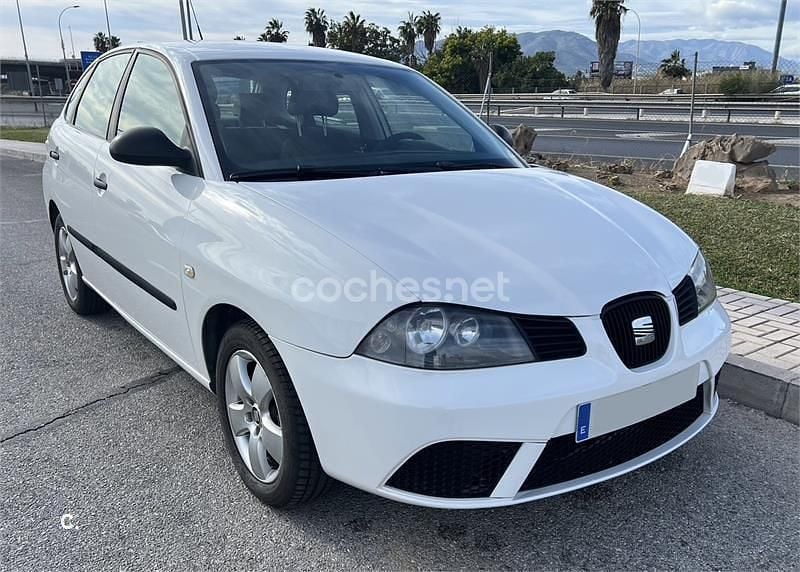 Usado Seat Ibiza Sport 80 CV (58 kW) 2007 Blanco Berlina