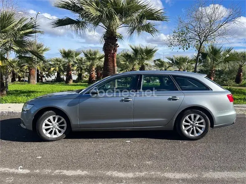 Usado Audi A6 177 CV (130 kW) 2011 Gris / plata Familiar