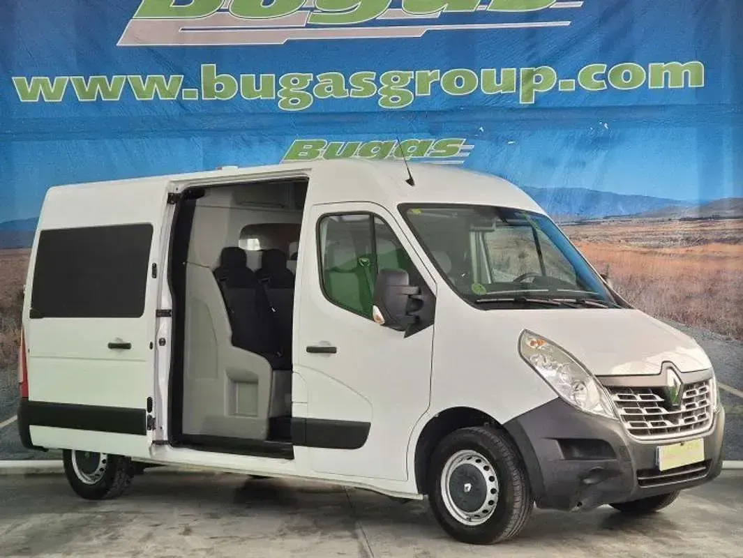 Usado Renault Master 130 CV (95 kW) 2019 Blanco Familiar