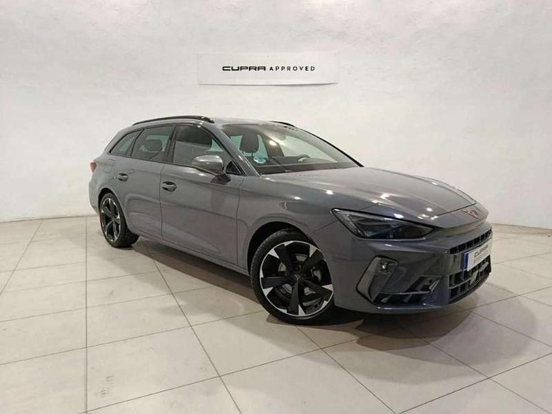 Gris Usado 2025 Cupra Leon Utilitario | 28.900 € (Precio justo) - Imagen 1/4
