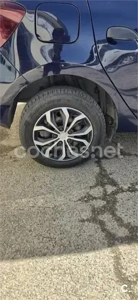 Usado Dacia Sandero Base 73 CV (53 kW) 2017 Azul Berlina
