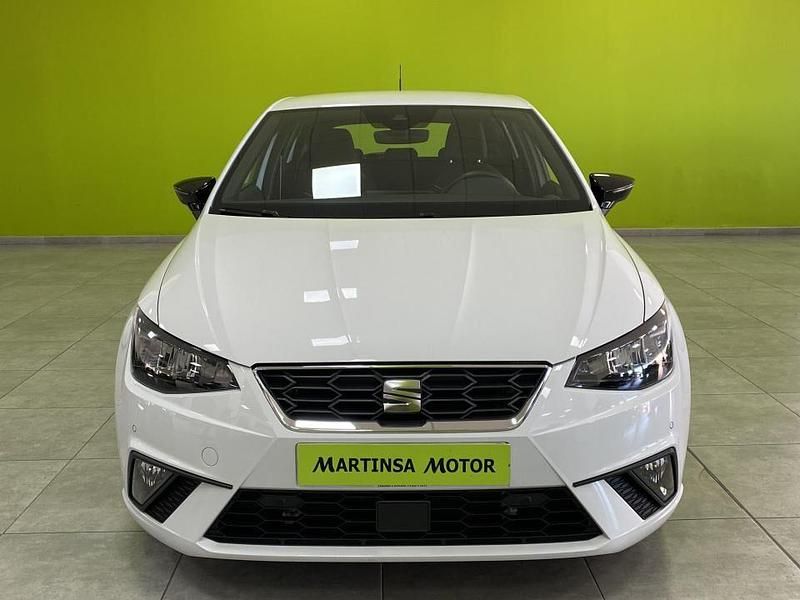 Usado Seat Ibiza FR 115 CV (84 kW) 2025 Blanco Utilitario