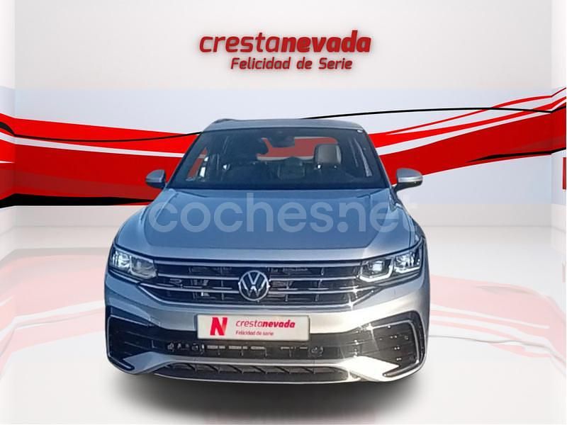 Usado VW Tiguan R-line 150 CV (110 kW) 2021 Gris / plata SUV