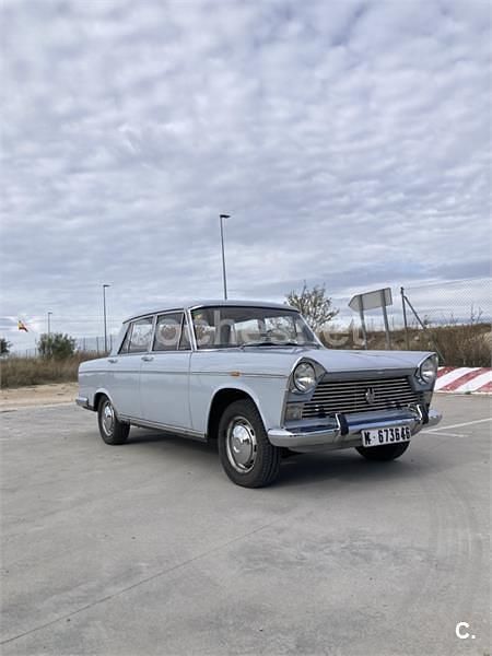 Usado Seat Ronda 85 CV (62 kW) 1982 Gris / plata Utilitario