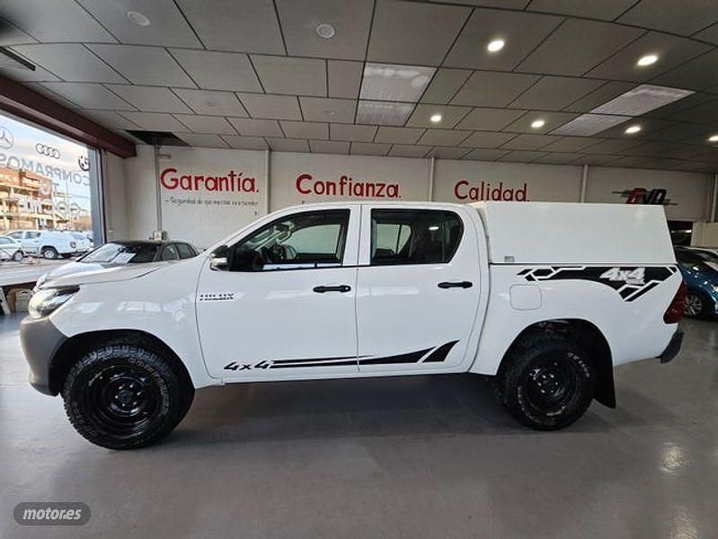 Usado Toyota HiLux 150 CV (110 kW) 2017 Blanco Recogida
