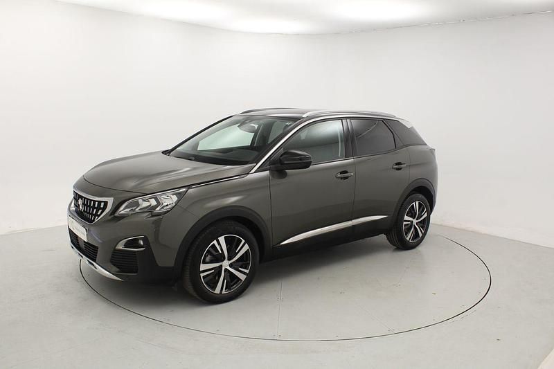 Usado Peugeot 3008 Allure 131 CV (96 kW) 2019 Gris Monovolumen