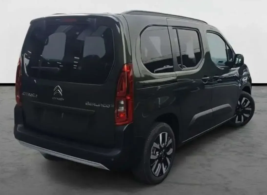 Usado Citroën Berlingo 101 CV (74 kW) 2026 Verde Monovolumen