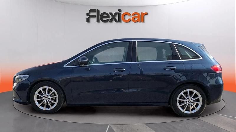 Usado Mercedes B180 117 CV (86 kW) 2019 Azul Monovolumen