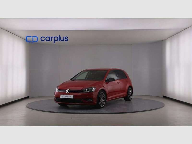 Rojo Usado 2020 VW Golf VIII Life Utilitario | 16.990 € (Precio justo) - Imagen 1/4